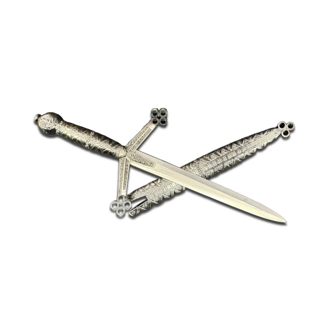 KCC 004 - Claymore Dagger with Metal Sheath - Image 2